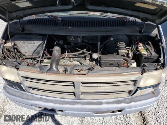 1996 Dodge Cargo z VIN 2B7HB21Y9TK118774, wystawiony jako Copart lot #50128795 z przebiegiem 165 366 mil mil oraz Czysty tytuł • Clean title. Historia ofert i sprzedaży dostępna na DreamBid. Obrazek 12.