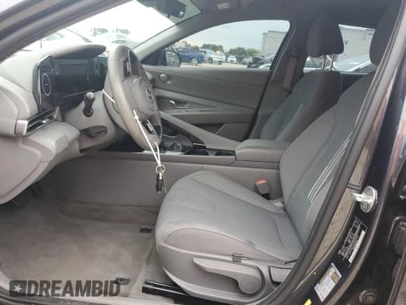 2021 Hyundai Elantra SEL с VIN 5NPLS4AG3MH017068, выставлен на аукционе Copart как лот 80030835 с пробегом 53 401 миль миль и Списание • Salvage title. История ставок и продаж доступна на DreamBid. Изображение 7.