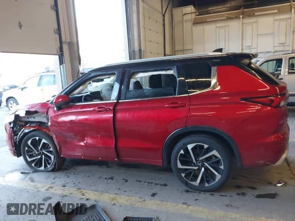 2023 Mitsubishi Outlander SEL z VIN JA4J4VA86PZ007318, wystawiony jako IAAI lot #41393202 z przebiegiem 18 116 mil mil oraz . Historia ofert i sprzedaży dostępna na DreamBid. Obrazek 15.