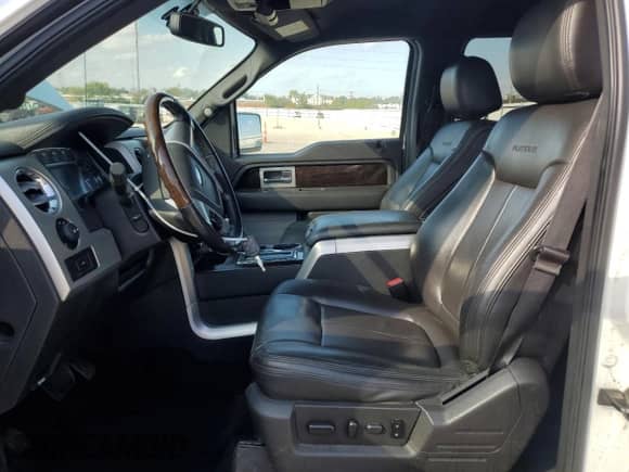 2013 Ford F-150 XL z VIN 1FTFW1ETXDFD68352, wystawiony jako Copart lot #81745965 z przebiegiem 168 174 mil mil oraz Szkoda całkowita • Salvage title. Historia ofert i sprzedaży dostępna na DreamBid. Obrazek 7.