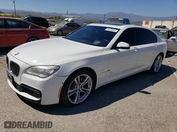 2015 BMW 7 Series 750Li with VIN WBAYE8C50FD782356, listed as a Copart auction lot 64578895 with 195,656 mi miles and Clean title. Bid and sale history available at DreamBid. Image 1.
