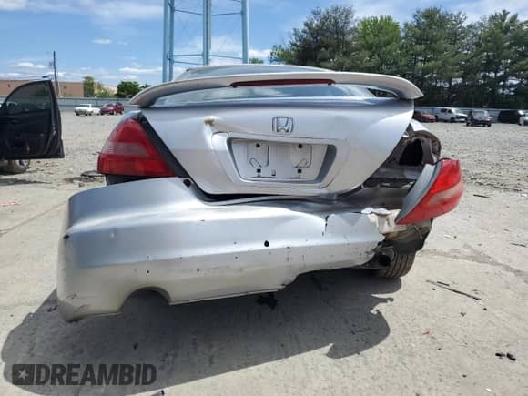 2003 Honda Accord EX-L с VIN 1HGCM81713A030619, выставлен на аукционе Copart как лот 64718175 с пробегом 296 546 миль миль и Списание • Salvage title. История ставок и продаж доступна на DreamBid. Изображение 6.