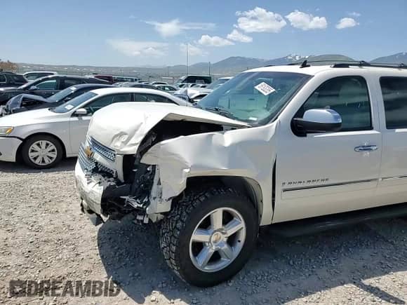 2009 Chevrolet Avalanche LTZ z VIN 3GNFK32099G216576, wystawiony jako Copart lot #58193285 z przebiegiem 158 128 mil mil oraz Szkoda całkowita • Salvage title. Historia ofert i sprzedaży dostępna na DreamBid. Obrazek 13.