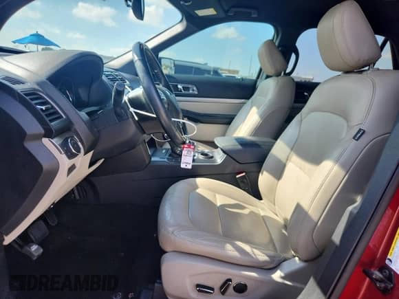 2018 Ford Explorer XLT с VIN 1FM5K7D83JGC26157, выставлен на аукционе Copart как лот 90221035 с пробегом 207 687 миль миль и Списание • Salvage title. История ставок и продаж доступна на DreamBid. Изображение 7.