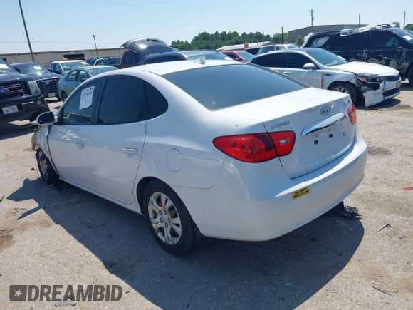 2010 Hyundai Elantra Blue с VIN KMHDU4AD5AU879337, выставлен на аукционе IAAI как лот 43196248 с пробегом Не указан миль и . История ставок и продаж доступна на DreamBid. Изображение 3.