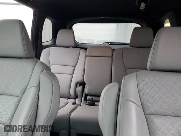 2019 Honda Passport Touring with VIN 5FNYF7H92KB000356, listed as a Copart auction lot 69598615 with 27,658 mi miles and Salvage title. Bid and sale history available at DreamBid. Image 10.