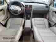 1998 Mercedes-Benz C 230/260/280/320 z VIN WDBHA29G9WA553386, wystawiony jako Copart lot #86217474 z przebiegiem 145 886 mil mil oraz Szkoda całkowita • Salvage title. Historia ofert i sprzedaży dostępna na DreamBid. Obrazek 8.