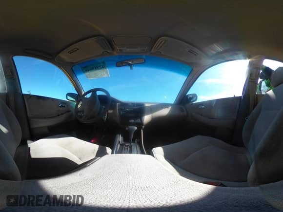 2002 Honda Accord LX with VIN JHMCG66522C014027, listed as a IAAI auction lot 42910646 with 225,058 mi miles and . Bid and sale history available at DreamBid. Image 18.