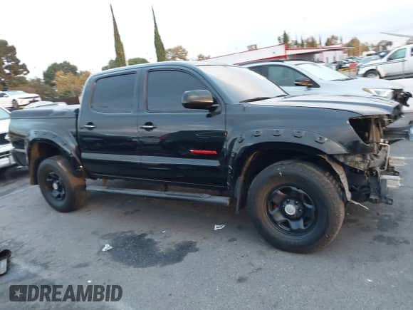 2013 Toyota Tacoma PreRunner with VIN 5TFJU4GN9DX047932, listed as a IAAI auction lot 43283609 with 146,826 mi miles and . Bid and sale history available at DreamBid. Image 14.