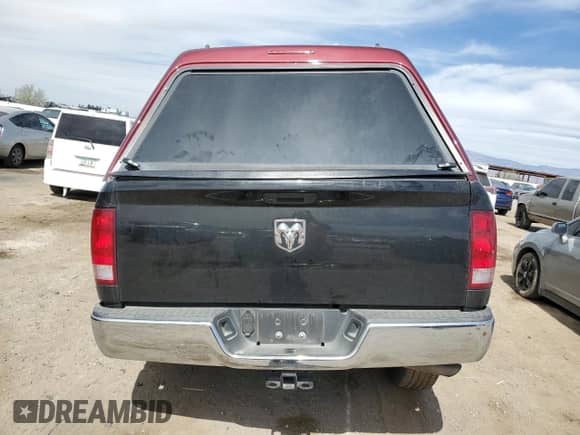 2020 Ram 1500 Tradesman z VIN 3C6RR6KT3LG134192, wystawiony jako Copart lot #47568135 z przebiegiem 76 529 mil mil oraz Szkoda całkowita • Salvage title. Historia ofert i sprzedaży dostępna na DreamBid. Obrazek 6.