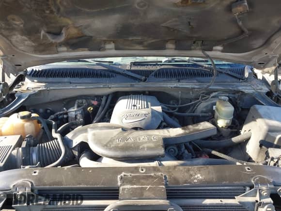 2001 GMC Sierra 1500 SL z VIN 1GTEC14V81Z333066, wystawiony jako IAAI lot #41959464 z przebiegiem 417 637 mil mil oraz . Historia ofert i sprzedaży dostępna na DreamBid. Obrazek 10.
