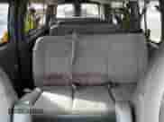 2006 Chevrolet Express Passenger с VIN 1GAHG39U261200900, выставлен на аукционе Copart как лот 81040404 с пробегом 68 221 миль миль и Списание • Salvage title. История ставок и продаж доступна на DreamBid. Изображение 10.