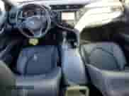 2019 Toyota Camry SE z VIN 4T1B11HK6KU170226, wystawiony jako Copart lot #82595245 z przebiegiem 105 367 mil mil oraz Szkoda całkowita • Salvage title. Historia ofert i sprzedaży dostępna na DreamBid. Obrazek 8.