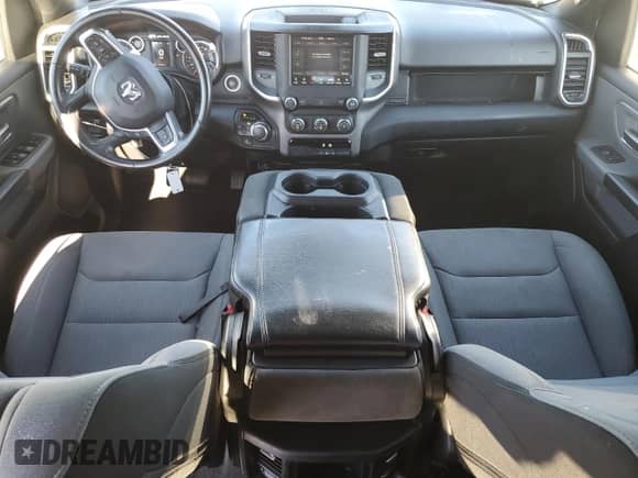 2021 Ram 1500 Big Horn z VIN 1C6RRFFG4MN602341, wystawiony jako Copart lot #86745275 z przebiegiem 67 456 mil mil oraz Szkoda całkowita • Salvage title. Historia ofert i sprzedaży dostępna na DreamBid. Obrazek 8.