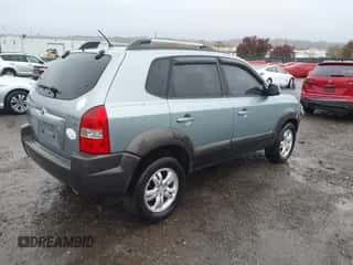 2006 Hyundai Tucson GLS z VIN KM8JN72D76U349958, wystawiony jako IAAI lot #43581815 z przebiegiem 113 543 mil mil oraz . Historia ofert i sprzedaży dostępna na DreamBid. Obrazek 4.