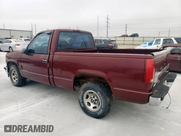 1998 Chevrolet Silverado 1500 with VIN 1GCEC14W5WZ235399, listed as a Copart auction lot 58869615 with 294,867 mi miles and Clean title. Bid and sale history available at DreamBid. Image 2.