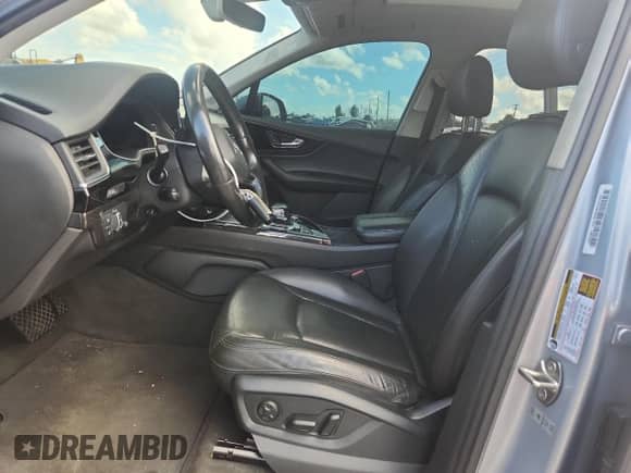 2017 Audi Q7 Premium Plus с VIN WA1LAAF70HD005038, выставлен на аукционе Copart как лот 81623175 с пробегом 153 322 миль миль и Списание • Salvage title. История ставок и продаж доступна на DreamBid. Изображение 7.