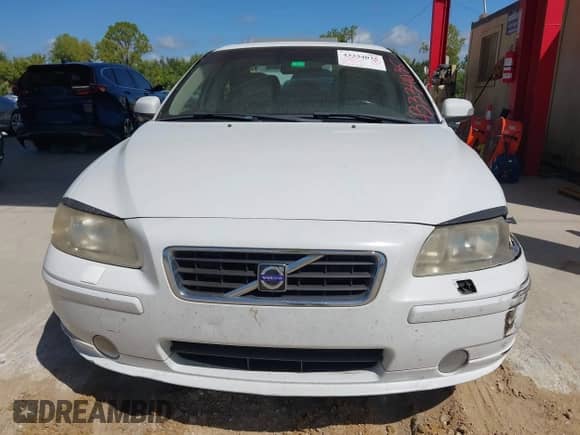 2009 Volvo S60 2.5T с VIN YV1RS592892737820, выставлен на аукционе IAAI как лот 43334035 с пробегом 177 136 миль миль и . История ставок и продаж доступна на DreamBid. Изображение 12.
