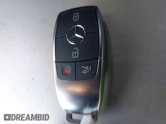 2020 Mercedes-Benz CLA 250 с VIN W1K5J4GB3LN088797, выставлен на аукционе IAAI как лот 42619754 с пробегом 45 855 миль миль и . История ставок и продаж доступна на DreamBid. Изображение 11.