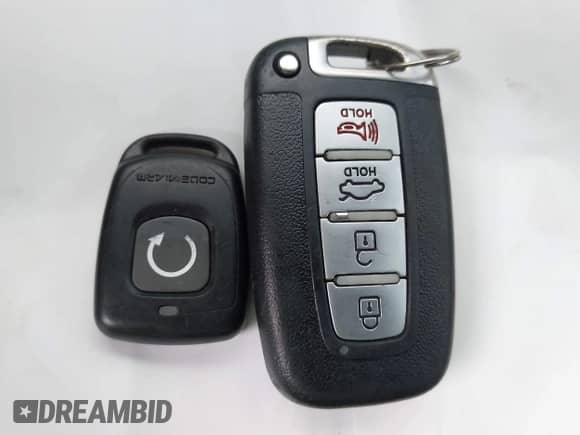 2013 Hyundai Azera с VIN KMHFG4JG5DA248197, выставлен на аукционе IAAI как лот 43399039 с пробегом 137 920 миль миль и . История ставок и продаж доступна на DreamBid. Изображение 11.
