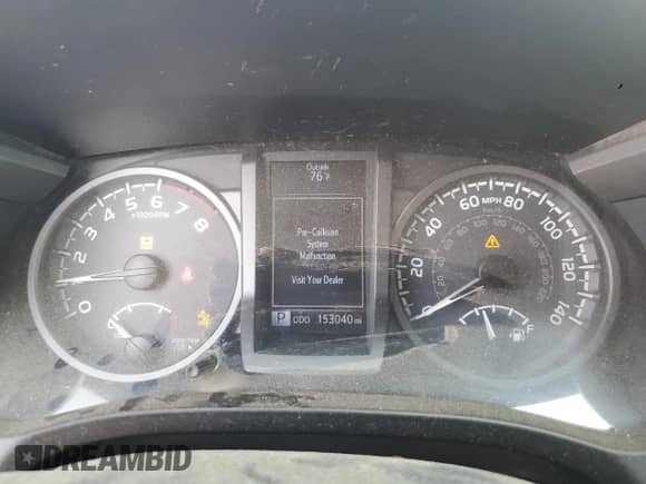 2019 Toyota Tacoma SR5 с VIN 3TMDZ5BNXKM071932, выставлен на аукционе Copart как лот 71207985 с пробегом 153 040 миль миль и Списание • Salvage title. История ставок и продаж доступна на DreamBid. Изображение 9.