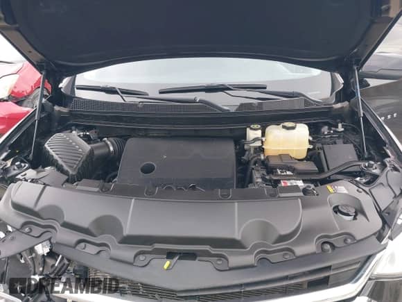 2021 Chevrolet Traverse LS z VIN 1GNERFKW0MJ244559, wystawiony jako IAAI lot #42461606 z przebiegiem 51 923 mil mil oraz . Historia ofert i sprzedaży dostępna na DreamBid. Obrazek 10.