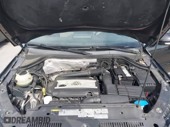 2017 Volkswagen Tiguan Wolfsburg Edition с VIN WVGRV7AX0HK002940, выставлен на аукционе IAAI как лот 43342636 с пробегом 139 922 миль миль и . История ставок и продаж доступна на DreamBid. Изображение 10.