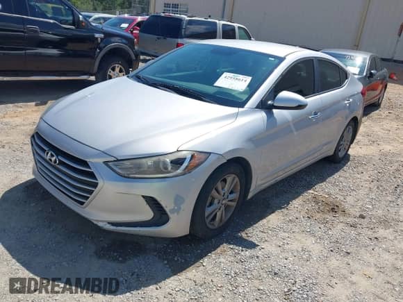2017 Hyundai Elantra Limited z VIN KMHD84LF4HU161694, wystawiony jako IAAI lot #42958614 z przebiegiem 176 940 mil mil oraz . Historia ofert i sprzedaży dostępna na DreamBid. Obrazek 17.
