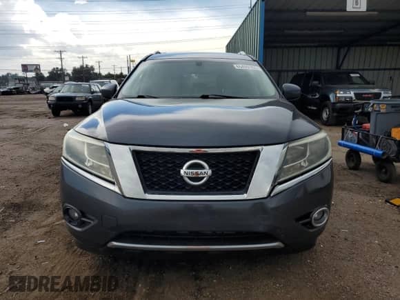 2014 Nissan Pathfinder SV Hybrid z VIN 5N1CR2MM5EC642694, wystawiony jako Copart lot #65499165 z przebiegiem 146 064 mil mil oraz Czysty tytuł • Clean title. Historia ofert i sprzedaży dostępna na DreamBid. Obrazek 5.