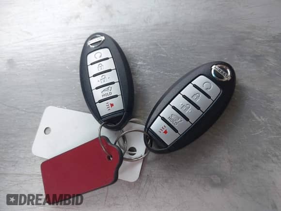 2014 Nissan Pathfinder SV with VIN 5N1AR2MM8EC723843, listed as a IAAI auction lot 42758373 with 185,915 mi miles and . Bid and sale history available at DreamBid. Image 11.