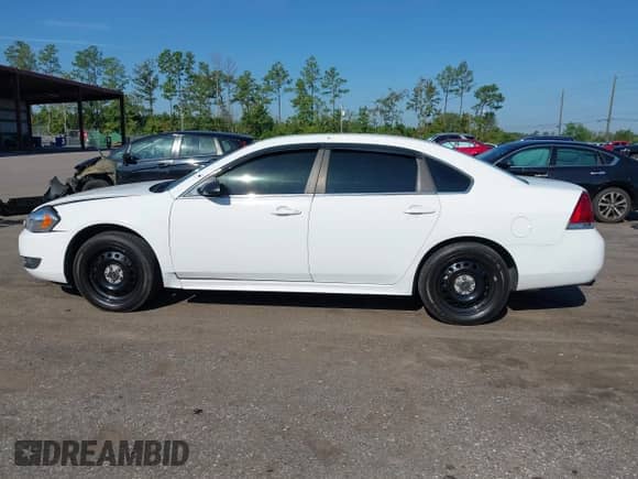 2016 Chevrolet Impala Police Police с VIN 2G1WD5E31G1100954, выставлен на аукционе IAAI как лот 43191219 с пробегом 137 596 миль миль и . История ставок и продаж доступна на DreamBid. Изображение 14.