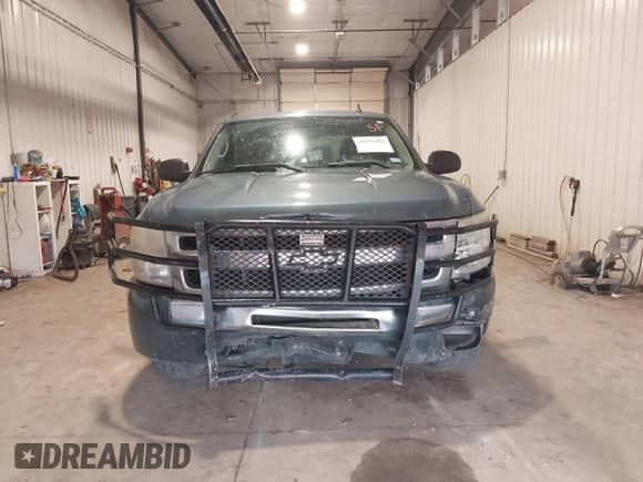 2011 Chevrolet Silverado 1500 LS z VIN 3GCPKREA7BG342977, wystawiony jako IAAI lot #42875452 z przebiegiem 203 897 mil mil oraz . Historia ofert i sprzedaży dostępna na DreamBid. Obrazek 12.
