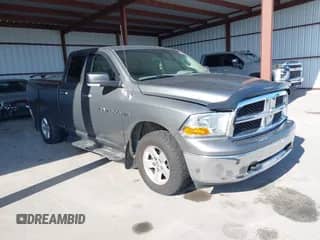 2011 Ram 1500 Big Horn z VIN 1D7RV1GTXBS508634, wystawiony jako IAAI lot #42506193 z przebiegiem 129 444 mil mil oraz . Historia ofert i sprzedaży dostępna na DreamBid. Obrazek 1.