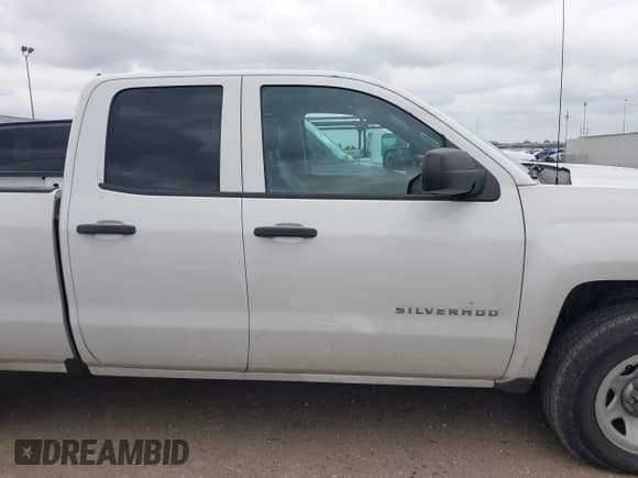 2019 Chevrolet Silverado 1500 Work Truck z VIN 2GCRCNEC3K1122079, wystawiony jako IAAI lot #41654522 z przebiegiem 139 040 mil mil oraz . Historia ofert i sprzedaży dostępna na DreamBid. Obrazek 13.