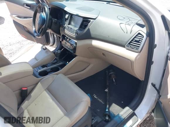 2018 Hyundai Tucson Value с VIN KM8J3CA29JU812240, выставлен на аукционе IAAI как лот 42758281 с пробегом 52 107 миль миль и . История ставок и продаж доступна на DreamBid. Изображение 5.