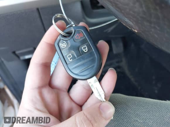 2011 Ford F-150 XLT z VIN 1FTFW1ET2BFC65701, wystawiony jako IAAI lot #42598794 z przebiegiem 209 676 mil mil oraz . Historia ofert i sprzedaży dostępna na DreamBid. Obrazek 11.