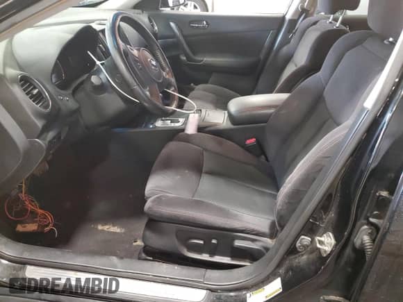 2014 Nissan Maxima SV z VIN 1N4AA5AP9EC444502, wystawiony jako Copart lot #84024775 z przebiegiem 143 519 mil mil oraz Szkoda całkowita • Salvage title. Historia ofert i sprzedaży dostępna na DreamBid. Obrazek 7.