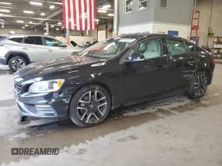 2017 Volvo S60 Dynamic с VIN YV140MTL1H2420407, выставлен на аукционе Copart как лот 69207975 с пробегом 54 433 миль миль и Списание • Salvage title. История ставок и продаж доступна на DreamBid. Изображение 1.