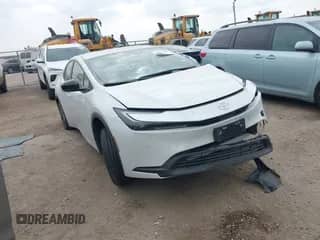 2024 Toyota Prius LE with VIN JTDACAAU3R3028535, listed as a IAAI auction lot 43487699 with 31,502 mi miles and . Bid and sale history available at DreamBid. Image 1.