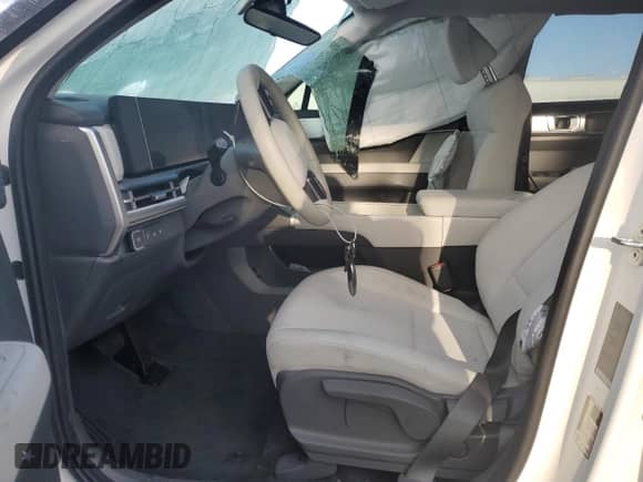 2024 Hyundai Santa Fe SE с VIN 5NMP14GL9RH038780, выставлен на аукционе Copart как лот 84019354 с пробегом 3 545 миль миль и На запчасти • Non repairable. История ставок и продаж доступна на DreamBid. Изображение 7.