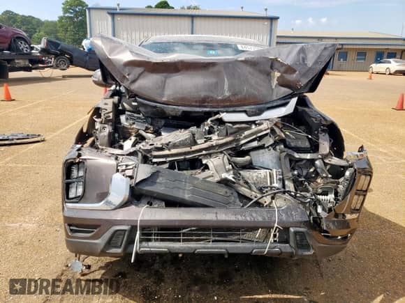 2022 Mitsubishi Outlander SE with VIN JA4APVAU9NU022636, listed as a Copart auction lot 84577505 with Not provided miles and Salvage title. Bid and sale history available at DreamBid. Image 5.