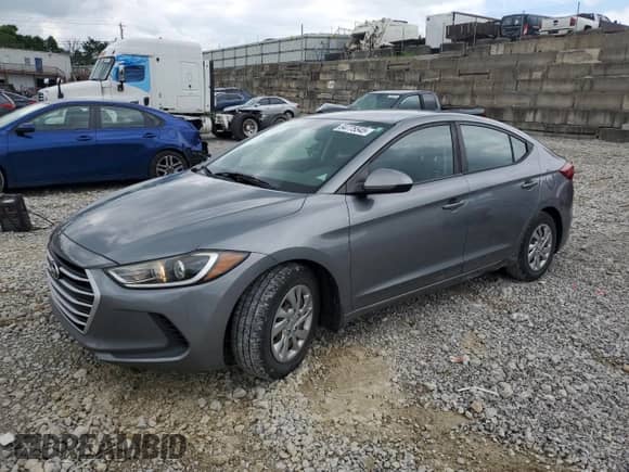 2018 Hyundai Elantra SE z VIN KMHD74LFXJU608991, wystawiony jako Copart lot #64775545 z przebiegiem 116 752 mil mil oraz Nie do naprawy • Non repairable. Historia ofert i sprzedaży dostępna na DreamBid. Obrazek 1.