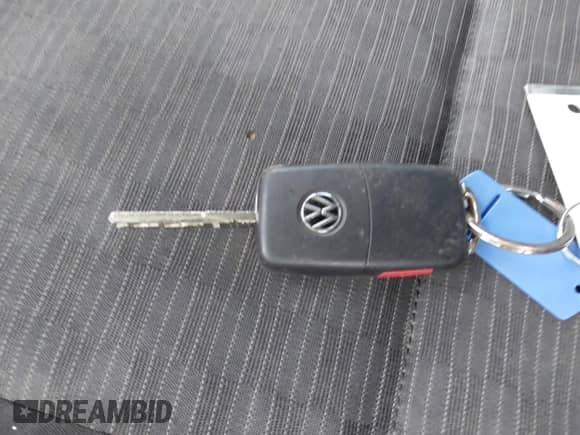 2013 Volkswagen Tiguan SE с VIN WVGAV3AX4DW607441, выставлен на аукционе IAAI как лот 42173141 с пробегом 113 186 миль миль и . История ставок и продаж доступна на DreamBid. Изображение 11.