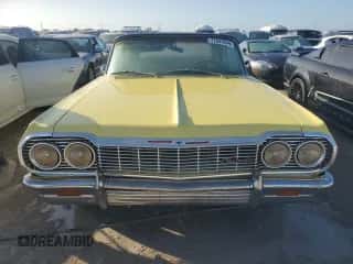 1964 Chevrolet Impala z VIN 41467L179102, wystawiony jako Copart lot #77947844 z przebiegiem 96 809 mil mil oraz Nie do naprawy • Non repairable. Historia ofert i sprzedaży dostępna na DreamBid. Obrazek 5.