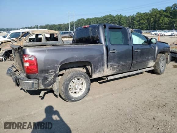 2011 Chevrolet Silverado 1500 LS z VIN 3GCPCREA4BG101987, wystawiony jako Copart lot #80147265 z przebiegiem 175 913 mil mil oraz Szkoda całkowita • Salvage title. Historia ofert i sprzedaży dostępna na DreamBid. Obrazek 3.