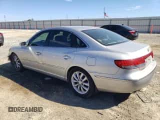 2006 Hyundai Azera SE с VIN KMHFC46F06A131299, выставлен на аукционе Copart как лот 45577255 с пробегом 67 847 миль миль и Списание • Salvage title. История ставок и продаж доступна на DreamBid. Изображение 2.