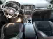 2017 Jeep Grand Cherokee Trailhawk z VIN 1C4RJFLG8HC955896, wystawiony jako Copart lot #60227195 z przebiegiem 109 232 mil mil oraz Szkoda całkowita • Salvage title. Historia ofert i sprzedaży dostępna na DreamBid. Obrazek 8.