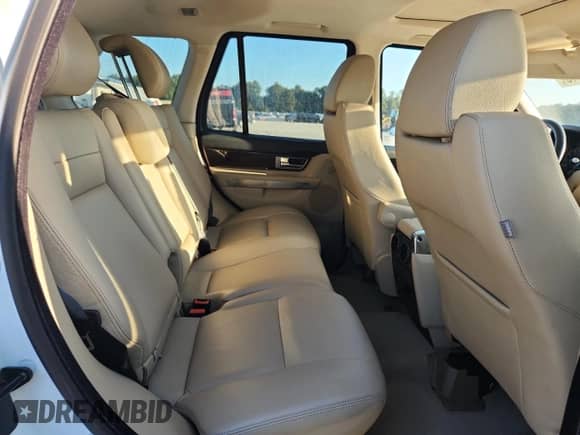 2012 Land Rover Range Rover Sport HSE z VIN SALSF2D47CA736246, wystawiony jako Copart lot #84248545 z przebiegiem 69 019 mil mil oraz Szkoda całkowita • Salvage title. Historia ofert i sprzedaży dostępna na DreamBid. Obrazek 11.