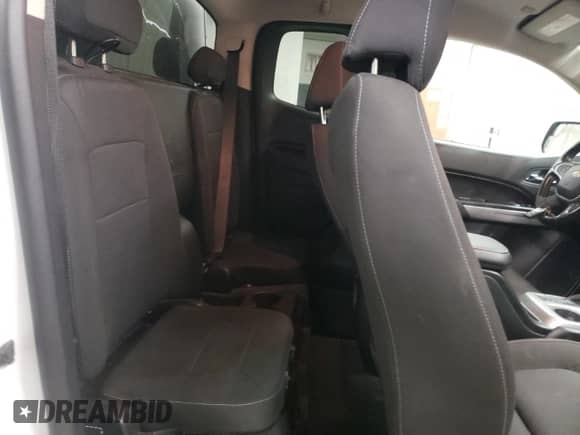 2019 Chevrolet Colorado 2WD LT with VIN 1GCHSCENXK1243668, listed as a Copart auction lot 82659864 with 136,784 mi miles and Clean title. Bid and sale history available at DreamBid. Image 10.