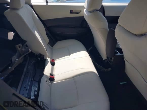 2022 Toyota Corolla Cross L with VIN 7MUAAABGXNV035110, listed as a IAAI auction lot 42562359 with 17,106 mi miles and . Bid and sale history available at DreamBid. Image 8.